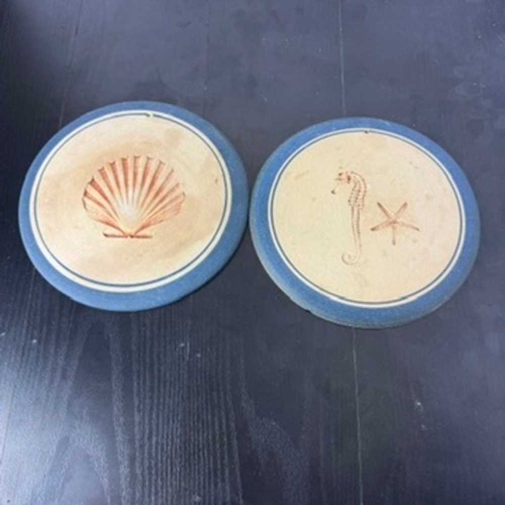 Coastal Wall Decor Nautical Wood Seahorse Seashell Starfish 2 Piece Set